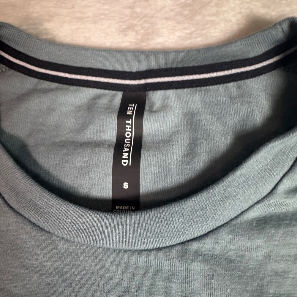 NWOT Ten Thousand Mens The Durable Shirt Slate Teal Heather Crew Neck T-Shirt S - Picture 2 of 7